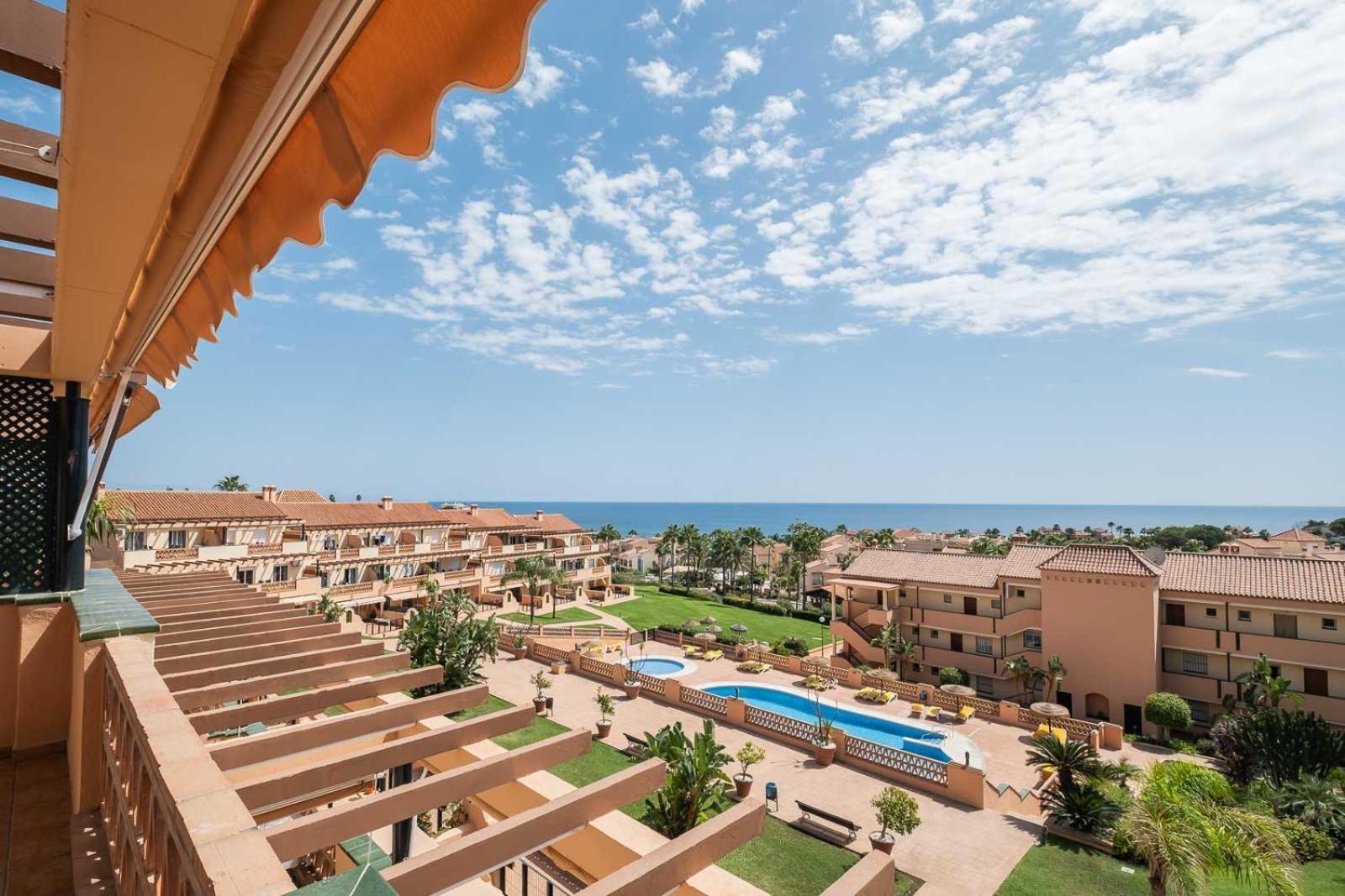 Alta Lomas Sea Heights By Alfresco